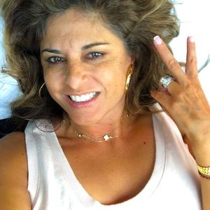 Meet your Posher, Monica.